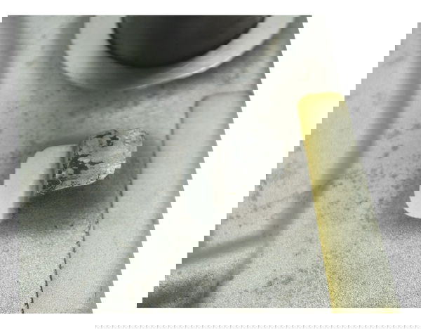 Mesa Inferior C/ Detalhes Ktm Duke 200 12-17 Original Mesa Inferior C/ Detalhes Ktm Duke 200 12-17 Original