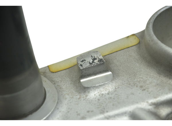 Mesa Inferior C/ Detalhes Ktm Duke 200 12-17 Original Mesa Inferior C/ Detalhes Ktm Duke 200 12-17 Original