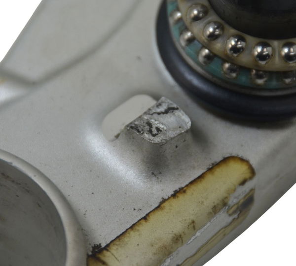 Mesa Inferior C/avaria Ktm Duke 200 12-17 Original