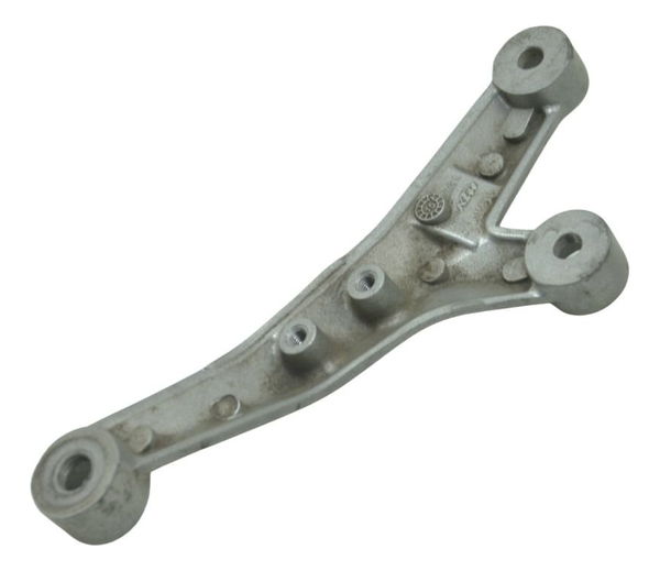 Suporte Motor Direito Ktm Duke 200 12-17 Original Suporte Motor Direito Ktm Duke 200 12-17 Original