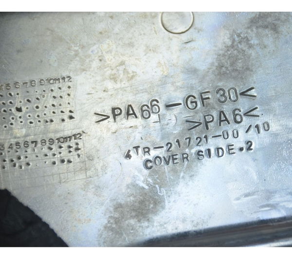 Tampa Lateral Direita Yamaha Drag Star Xvs 650 98-08 Origina Tampa Lateral Direita Yamaha Drag Star Xvs 650 98-08 Origina