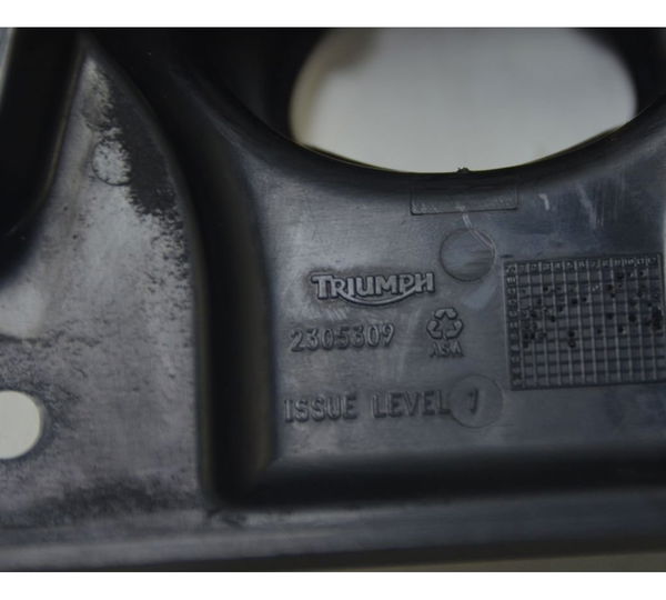 Acabamento Chave Ignição Triumph Tiger 800 Xcx 15-17 Origina