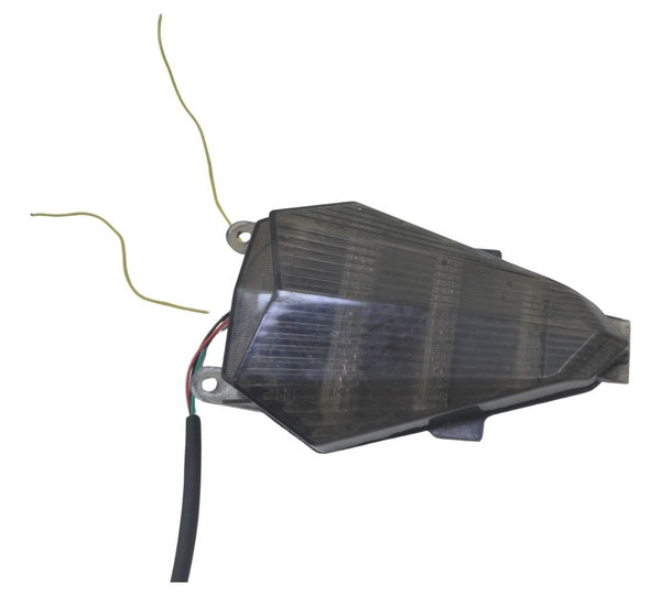 Lanterna Traseira S/plug Yamaha Yzf R6 06-12