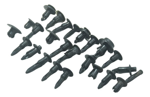 Kit Parafusos Plásticos Carenagem Yamaha Tmax 530 13-15 Orig