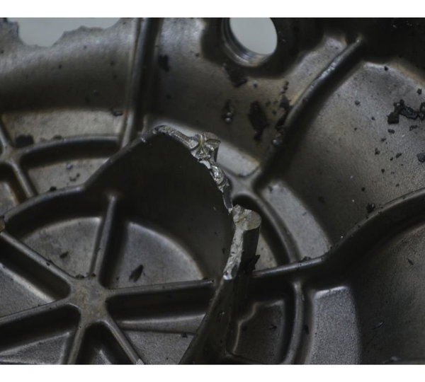 Tampa Embreagem Motor Dir C/avaria Honda Cbr 1000 Rr 04-07 Preto