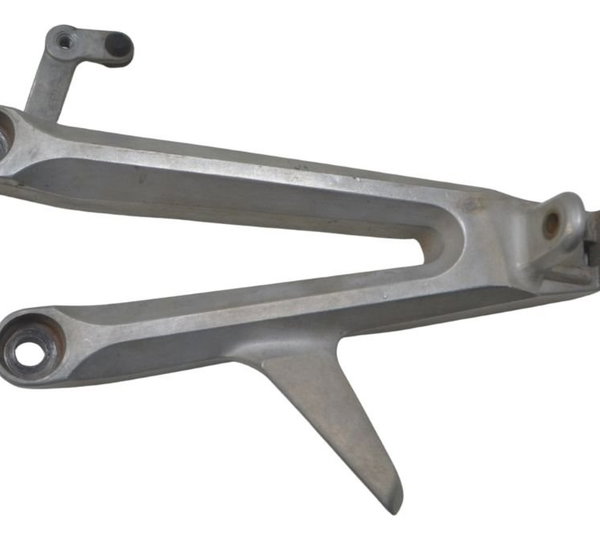 Suporte Pedaleira Tras Direita Honda Cbr 1000 Rr 04-07 Origi