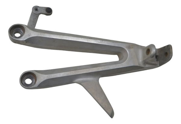 Suporte Pedaleira Tras Direita Honda Cbr 1000 Rr 04-07 Origi