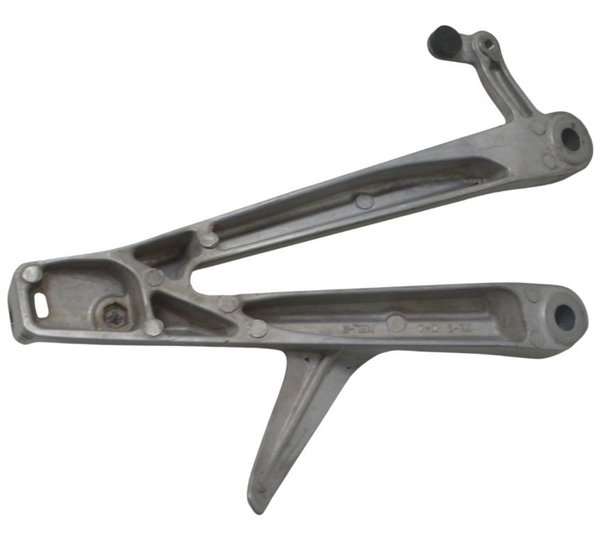 Suporte Pedaleira Tras Direita Honda Cbr 1000 Rr 04-07 Origi