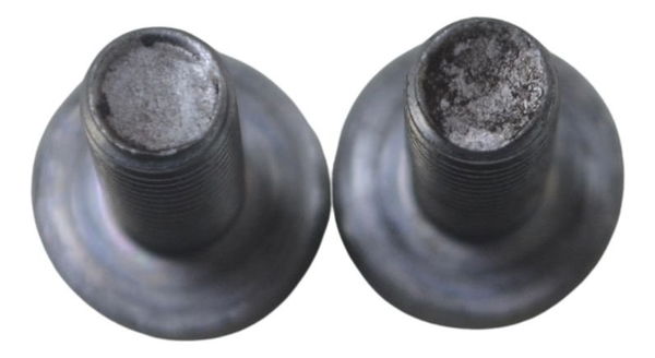 Par Parafuso Suporte Pedaleira Honda Cbr 1000 Rr 04-07 Origi