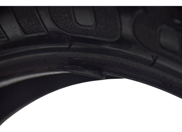 Pneu C/ Detalhes Pirelli Route 170/80-15 Mt 66
