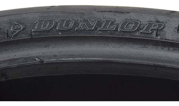 Pneu C/remendo Dunlop Sportmax D214f 120/70 Zr17 58w