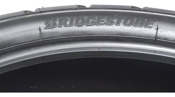Pneu C/ Reparo Bridgestone Battlax Adventurecross 150/70 R18