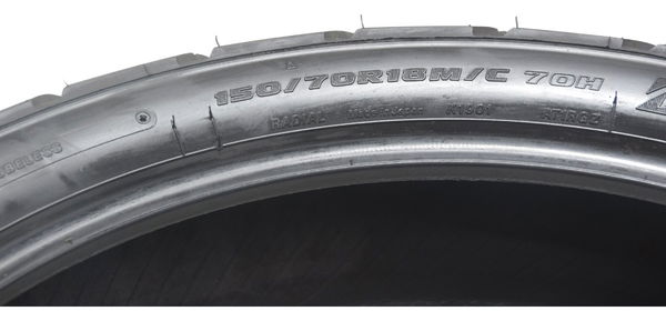 Pneu C/ Reparo Bridgestone Battlax Adventurecross 150/70 R18