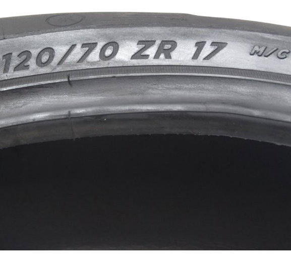 Pneu C/ Avaria Michelin Road 5 120/70 Zr17