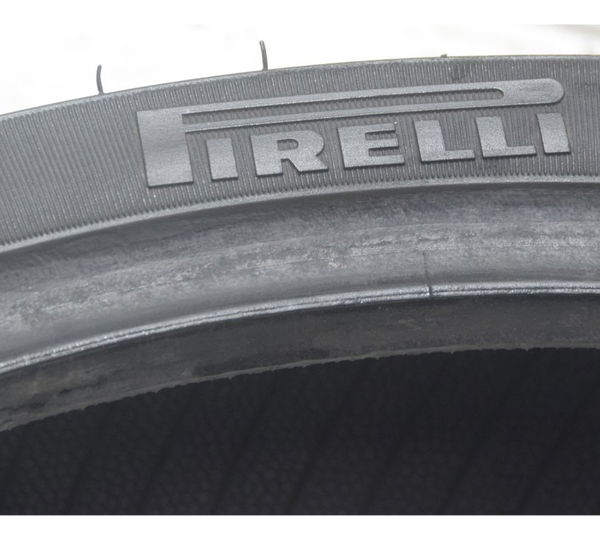 Pneu C/ Reparo Pirelli Diablo Rosso Iii 110/70 R17 54h