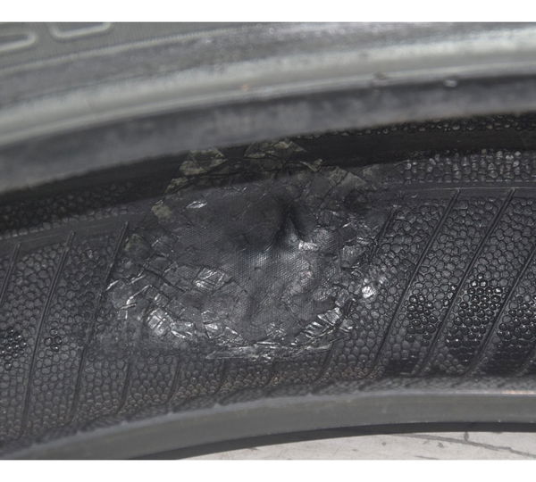 Pneu C/ Reparo Pirelli Diablo Rosso Iii 110/70 R17 54h