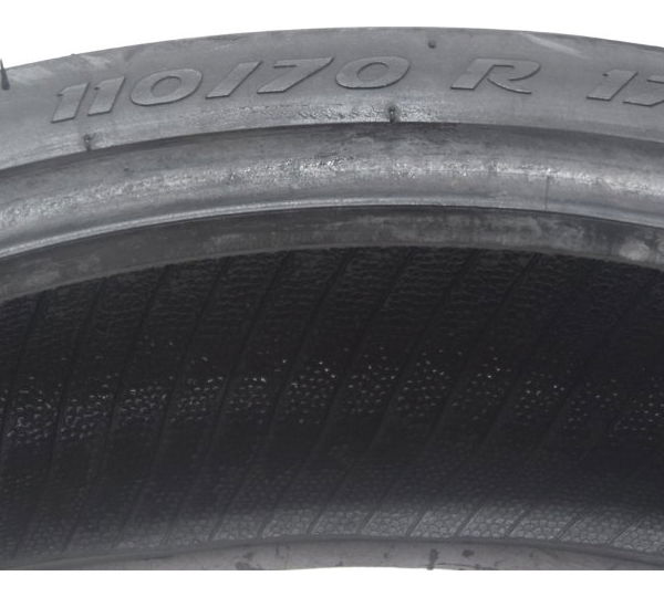 Pneu C/ Reparo Pirelli Diablo Rosso Iii 110/70 R17 54h