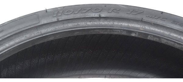 Pneu C/ Reparo Pirelli Diablo Rosso Iii 110/70 R17 54h