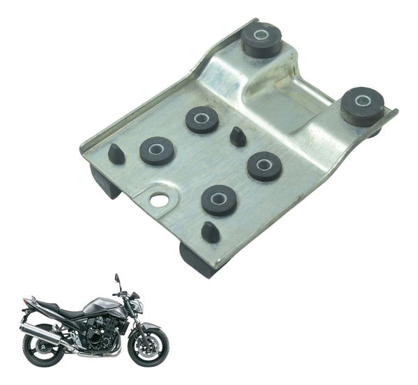 Suporte Tanque Suzuki Gsx 650 Bandit N 11-16 Original Suporte Tanque Suzuki Gsx 650 Bandit N 11-16 Original