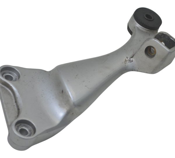Suporte Pedaleira Tras Esq Suzuki Gsx-r 1300 Hayabusa 99-07