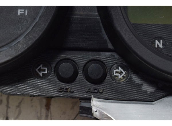 Painel C/ Avaria Suzuki Gsx Bandit 650n 09-11 Original Painel C/ Avaria Suzuki Gsx Bandit 650n 09-11 Original