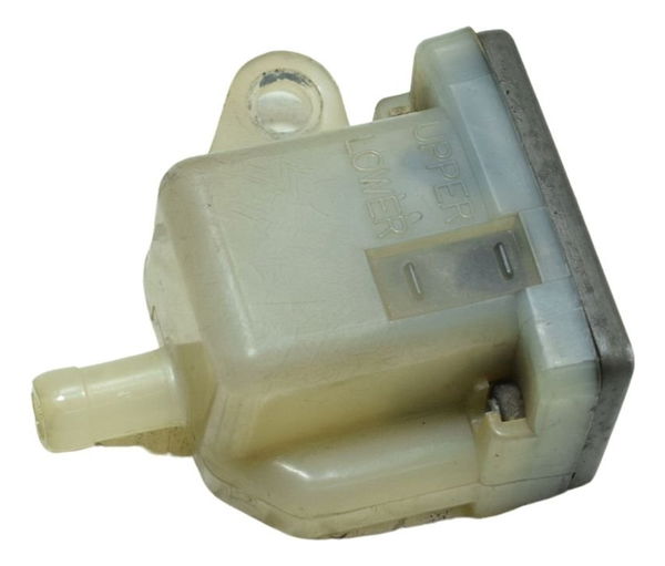 Reservatório Freio Traseiro Suzuki Gsx Bandit 650n 09-11 Reservatório Freio Traseiro Suzuki Gsx Bandit 650n 09-11