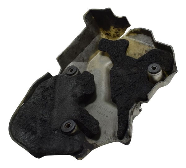 Tampa Pinhão C/ Avaria Suzuki Gsx Bandit 650n 09-11 Original Cinza Tampa Pinhão C/ Avaria Suzuki Gsx Bandit 650n 09-11 Original Cinza