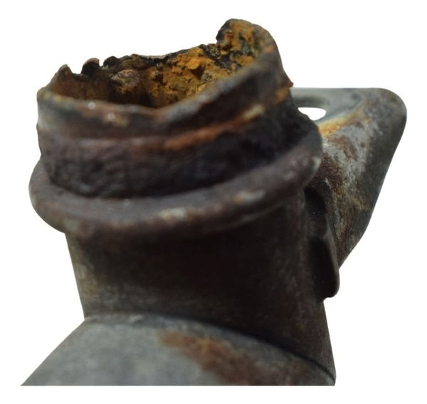 Cano Conexão Água C/ Avaria Suzuki Gsx Bandit 650n 09-11 Cano Conexão Água C/ Avaria Suzuki Gsx Bandit 650n 09-11