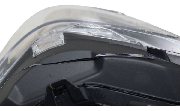 Farol Com Avaria Honda Cb 300f Twister 23-24 Original Farol Com Avaria Honda Cb 300f Twister 23-24 Original