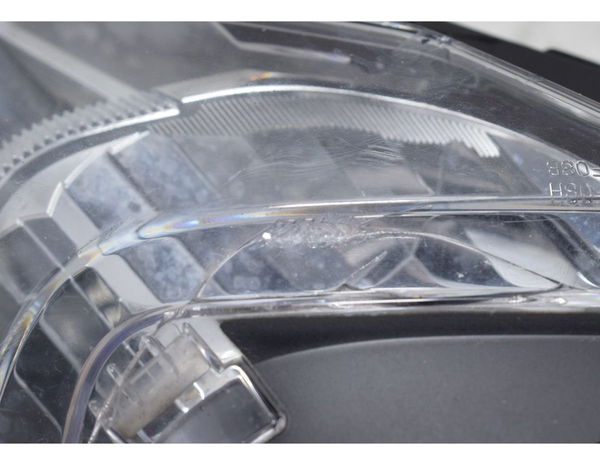 Farol Com Avaria Honda Cb 300f Twister 23-24 Original Farol Com Avaria Honda Cb 300f Twister 23-24 Original