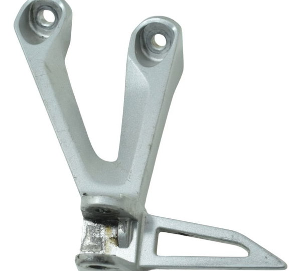 Suporte Pedaleira Tras Esq Honda Cb 300f Twister 23-24 Origi