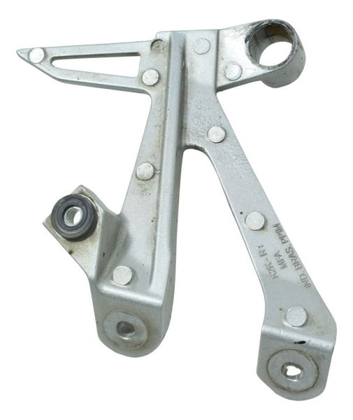 Suporte Pedaleira Tras Direita Honda Cb 300f Twister 23-24 O Suporte Pedaleira Tras Direita Honda Cb 300f Twister 23-24 O