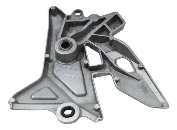 Suporte Pedaleira Diant Esq Honda Cb 300f Twister 23-24 Orig Cinza Suporte Pedaleira Diant Esq Honda Cb 300f Twister 23-24 Orig Cinza