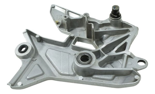 Suporte Pedaleira Diant Dir Honda Cb 300f Twister 23-24 Orig Suporte Pedaleira Diant Dir Honda Cb 300f Twister 23-24 Orig
