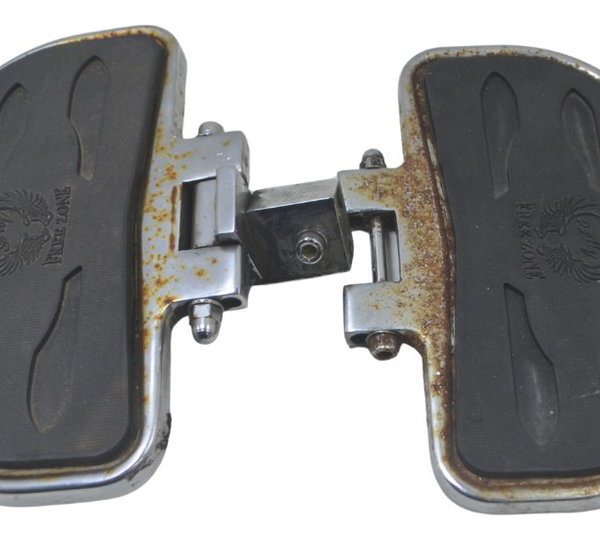 Par Plataforma Tras Free Zone Yamaha Xvs 950 Midnight 09-16