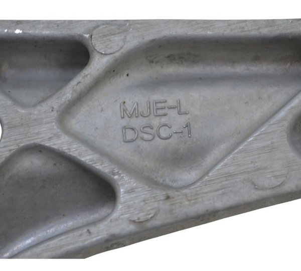 Suporte Pedaleira Traseira Esq Honda Cb 650 F 15-18 Original Prateado