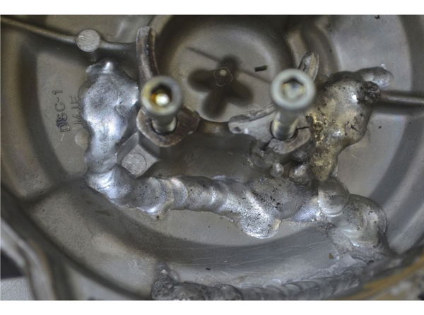 Tampa Esquerda Estator C/ Avaria Honda Cb 650 F 15-18 Origi Prateado