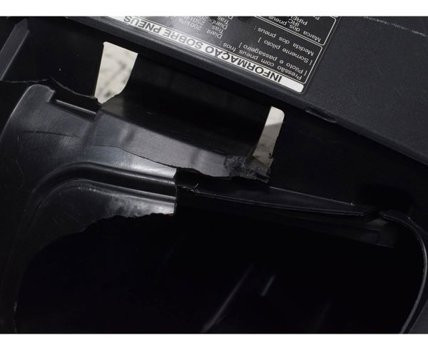 Carenagem Inferior Porta Luva C/ Avaria Honda Pcx 150 14-15 Preto