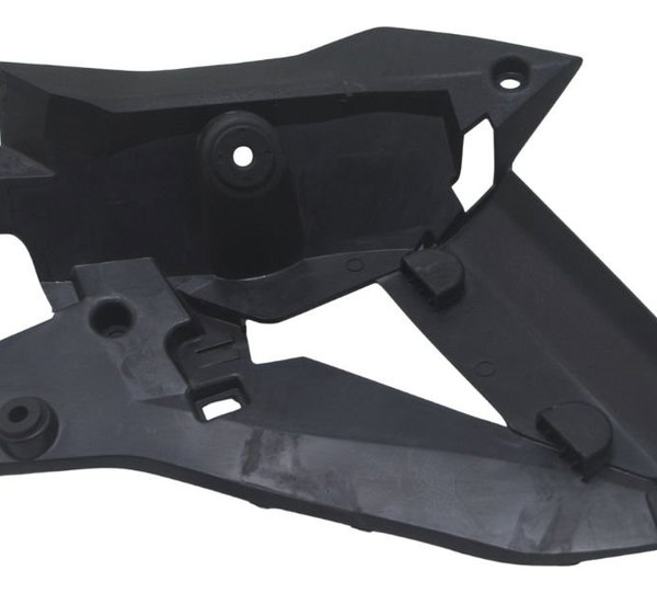 Acabamento Interno Esq C/ Avaria Suzuki Gsx-s 750 18-23 Orig