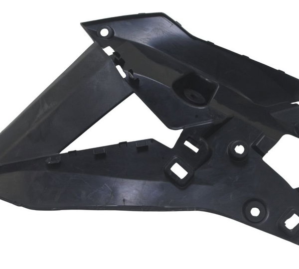 Acabamento Interno Esq C/ Avaria Suzuki Gsx-s 750 18-23 Orig