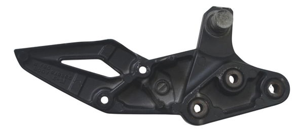 Suporte Pedaleira Dianteira Direita Suzuki Gsx-s 750 18-23 - Preto