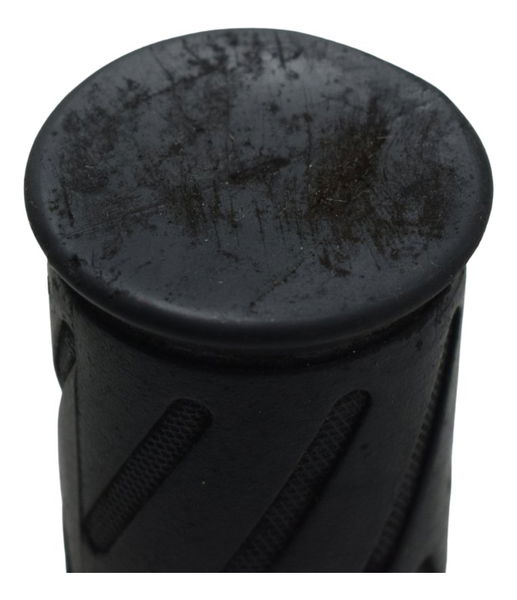 Manopla Direita C/ Detalhes Yamaha Xtz 250 Lander 19-23 Orig - Preto