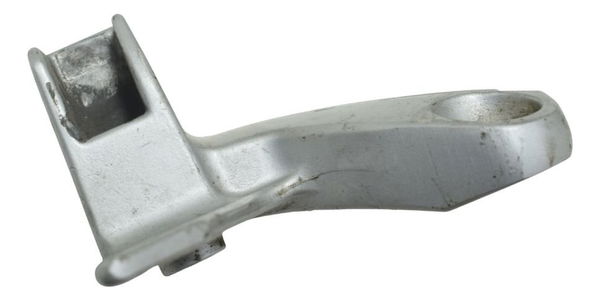 Suporte Pedal Tras Esq Suzuki Gsx 750f Monica 99-08 Original - Cinza