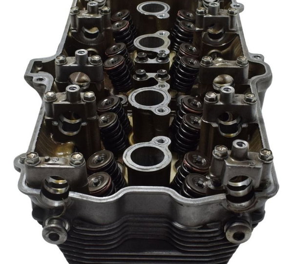 Cabeçote C/ Válvulas Suzuki Gsx 750f Monica 99-08 Original