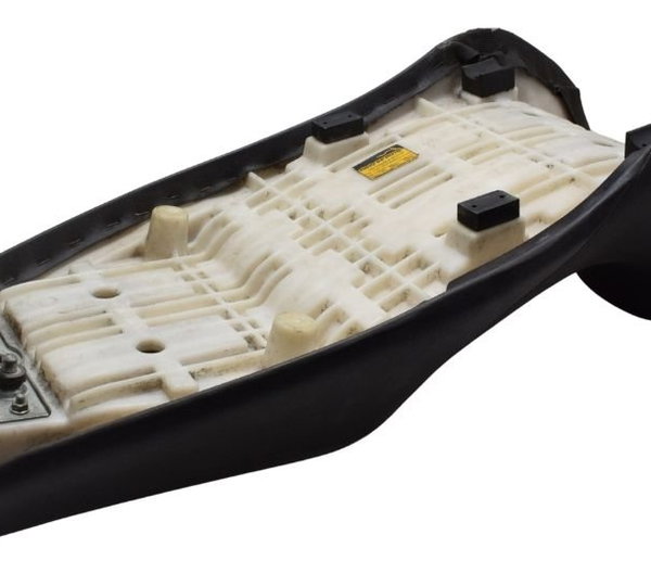 Banco C/ Detalhes Suzuki Gsx 750f Monica 99-08 Original Preto