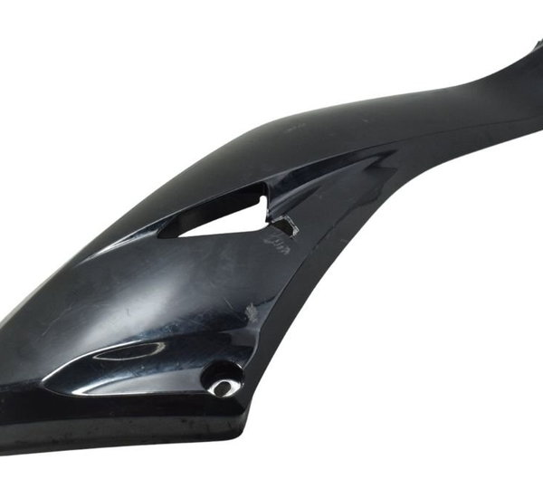 Tampa Lateral Direit C/avaria Yamaha Xmax 250 20-24 Original Preto