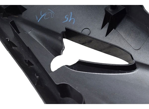 Tampa Lateral Direit C/avaria Yamaha Xmax 250 20-24 Original Preto