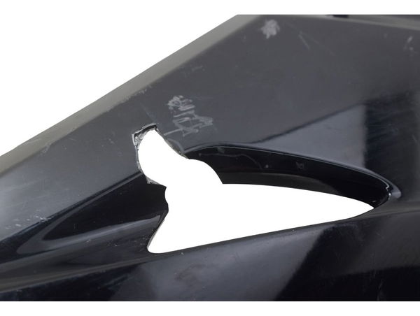 Tampa Lateral Direit C/avaria Yamaha Xmax 250 20-24 Original Preto