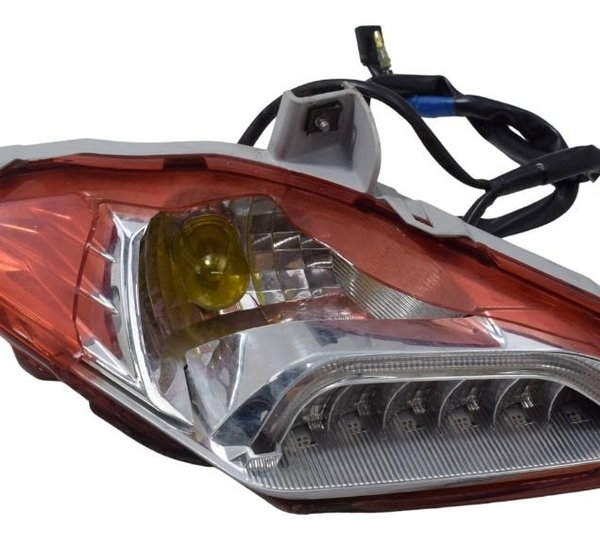 Pisca Traseiro Dire C/avaria Yamaha X Max 250 20-24 Original