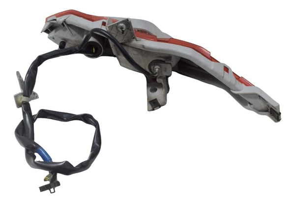 Pisca Traseiro Dire C/avaria Yamaha X Max 250 20-24 Original